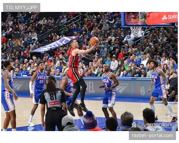 恩比德因膝伤管理将缺席部分背靠背，76人内线防守面临考验。